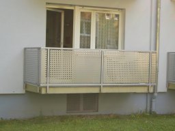 Aussengelaender lackiert-037